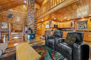 TV, peis og DVD-spiller