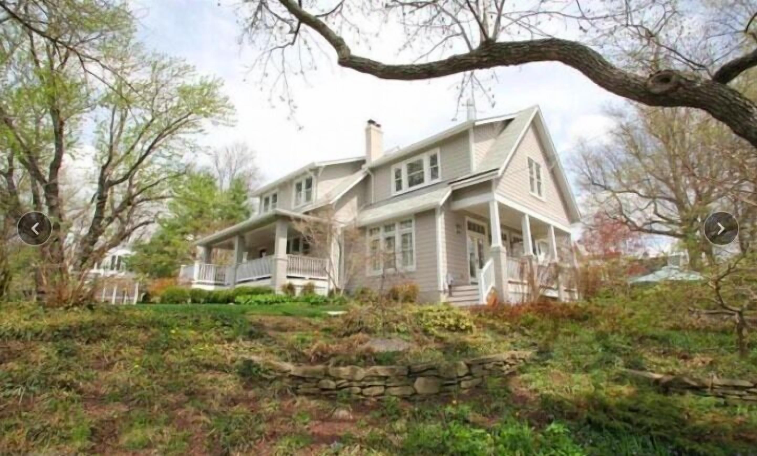 Beautiful Family Home Walkable to Old Town Alexandria