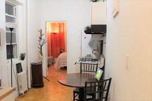 1 bedroom, WiFi, bed sheets