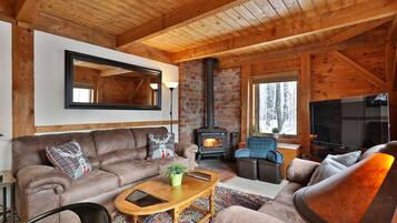 42-inch flat-screen TV with cable channels, TV, fireplace