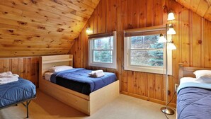 House, 6 Bedrooms | 6 bedrooms, laptop workspace, individually decorated - The Chalet on West Park by Killington Vacation Rentals (Killington)