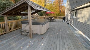 House, 6 Bedrooms | Property grounds - The Chalet on West Park by Killington Vacation Rentals (Killington)
