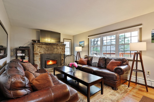 Rumah, Beberapa Tempat Tidur | Ruang keluarga