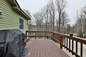 Balcony - Tanglewood Blues by Killington Vacation Rentals (Killington)