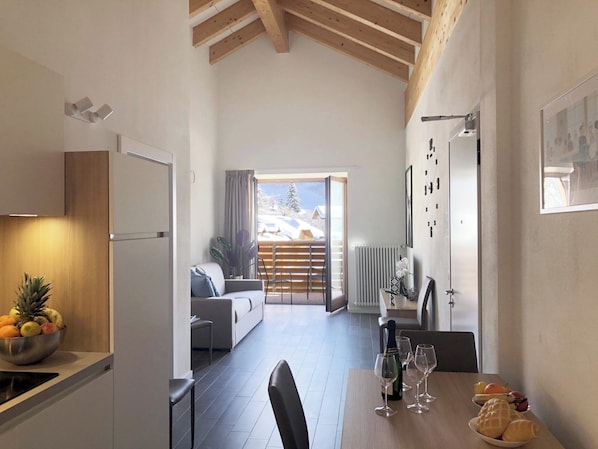 Interior - Splendid 4+2 attic with panoramic terrace overlooking the mountains (303) (Lavarone)