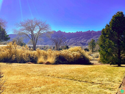 The Tumbleweed at Solano