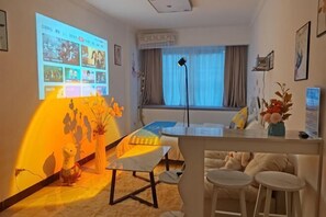 Room - Guilin Eiffel Hotel (Xiangbishan Liangjiang Sihu Branch) (Guilin)