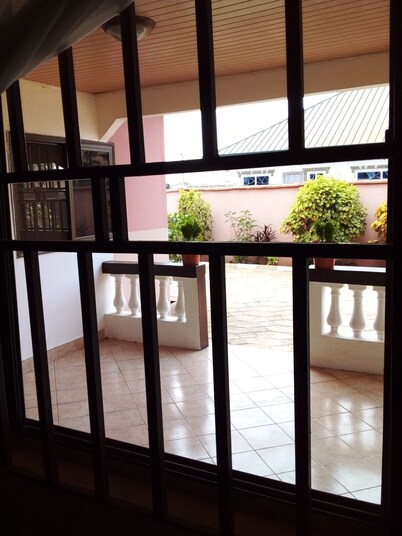 1 bedroom furnished apartment for rent in accra 