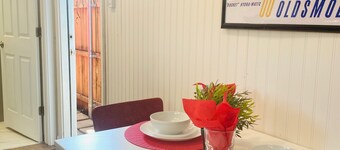 Monthly stay ! Cutest Guesthouse with private Backyard & Entrance
