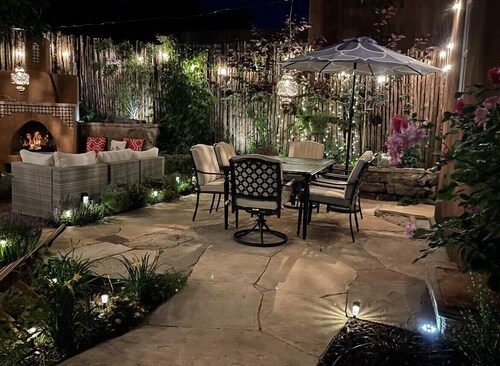 Elliot Barker Estate for Large Groups Stroll to Canyon Rd & Plaza