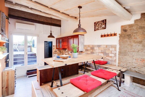 Dining - Gioberti Cozy Apartment with Terrace (FI)