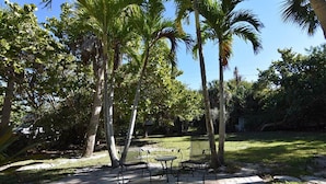 Unclassified image, 4 of 14, button - Little Palm Cottage (Sanibel)