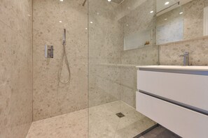 Bruser, håndklæder, Sæbe, Shampoo