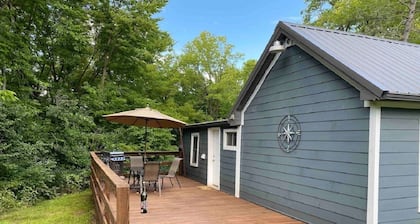 Private Woodsy Cabin close to River and Keosauqua