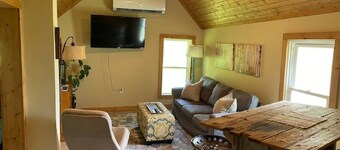 Private Woodsy Cabin close to River and Keosauqua