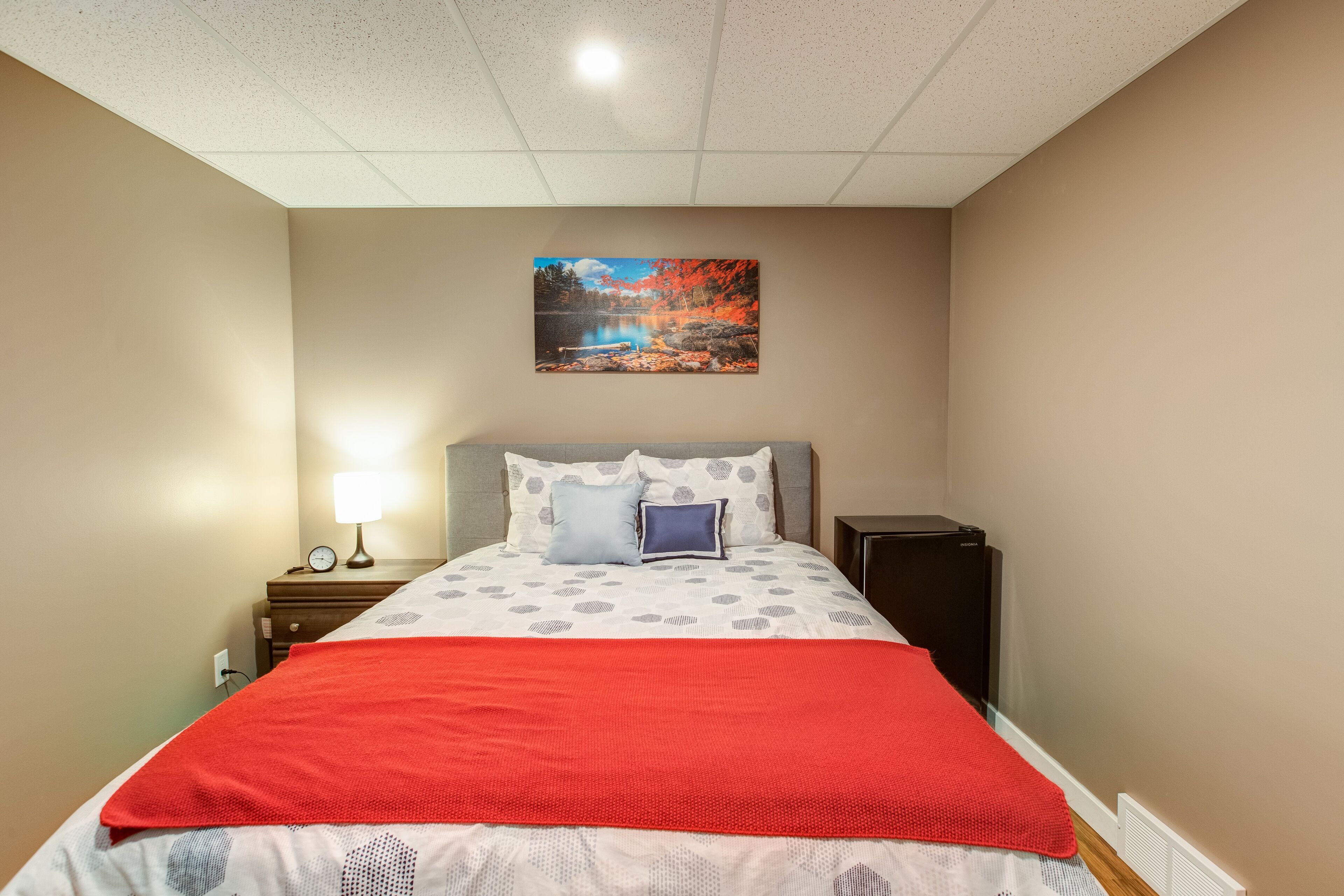 2 bedrooms, iron/ironing board, travel crib, free WiFi