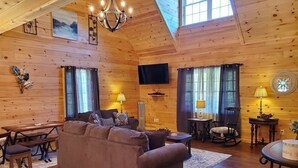 Hus (River_Rock_Cabin) | Vardagsrum