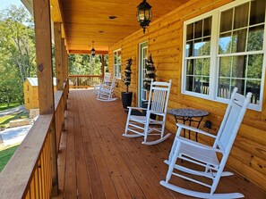 House (River_Rock_Cabin) | Balcony - River Rock Cabin (Shenandoah)