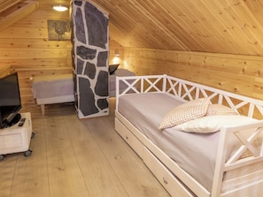 Inside other - Kiehtäjän virta by Interhome (Kuusamo)