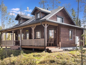 Inside other - Kiehtäjän virta by Interhome (Kuusamo)