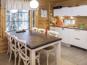 Inside other - Kiehtäjän virta by Interhome (Kuusamo)