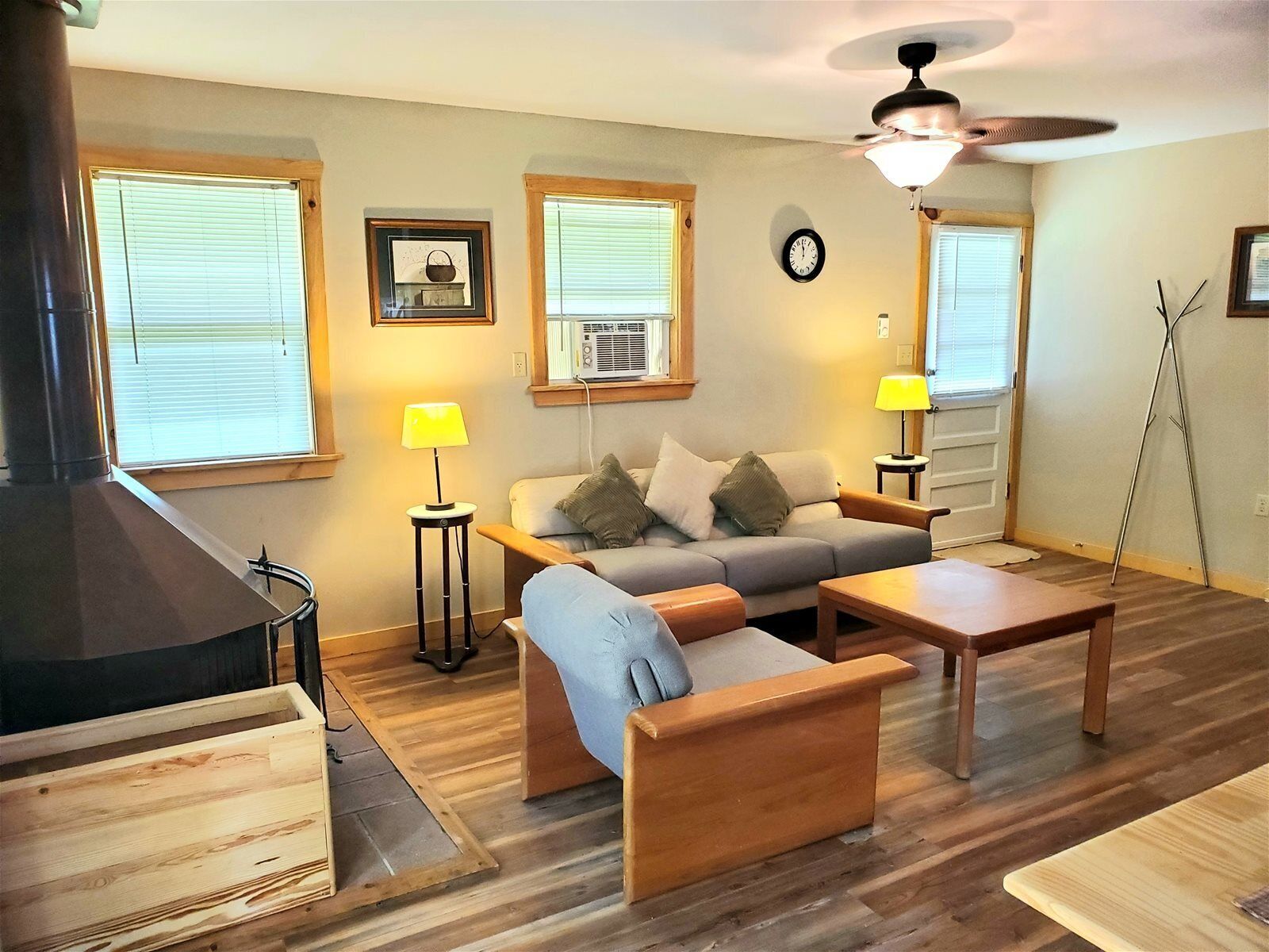 House (Steel_Driver_River_Cabin) | 2 bedrooms