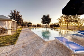 Pool - Wonderful private villa with private pool, WIFI, A/C, TV and panoramic view, close to Cortona (Creti)
