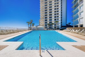 Pool - Three Bedroom ~ Gulf Front ~ Pelican Pointe! (Orange Beach)