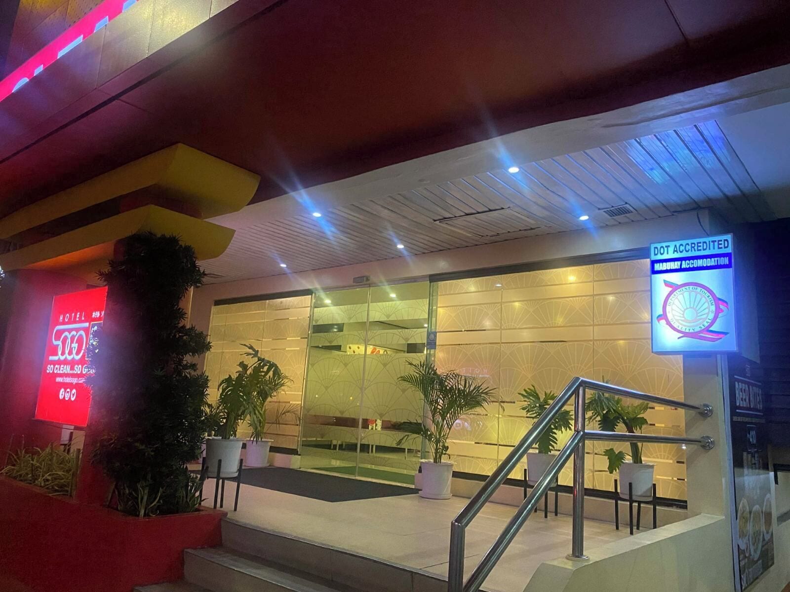 Fachada da propriedade