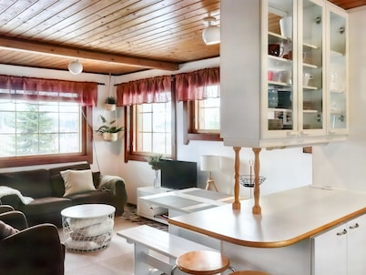 Pieni kiiruna by Interhome