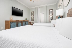 3 chambres, fer et planche à repasser, Wi-Fi gratuit, draps fournis