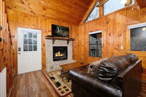 Flachbildfernseher, Kamin