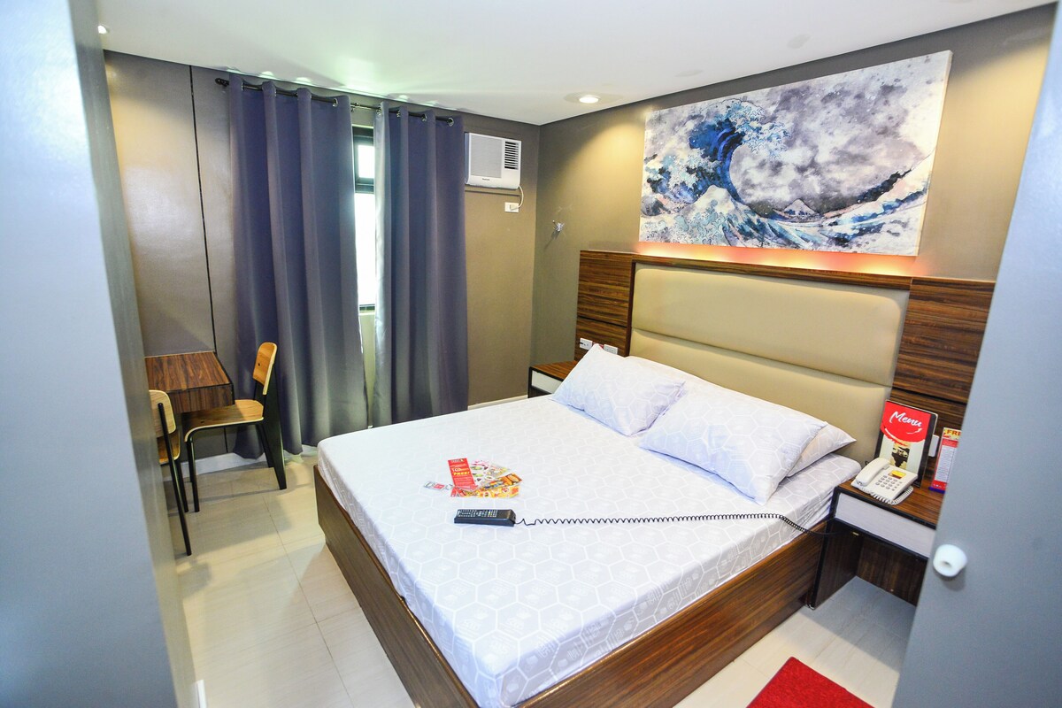 Executive Room, 1 Queen Bed