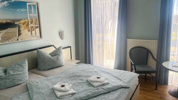 1 Schlafzimmer, Schreibtisch, BĂŒgeleisen/BĂŒgelbrett, WLAN