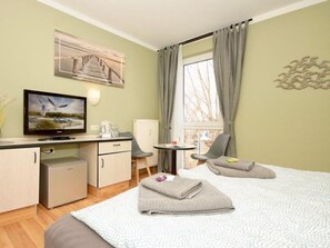 1 bedroom, iron/ironing board, WiFi, bed sheets - Double room 37 - Strandhaus Mönchgut Bed & Breakfast Lobbe (Mönchgut)