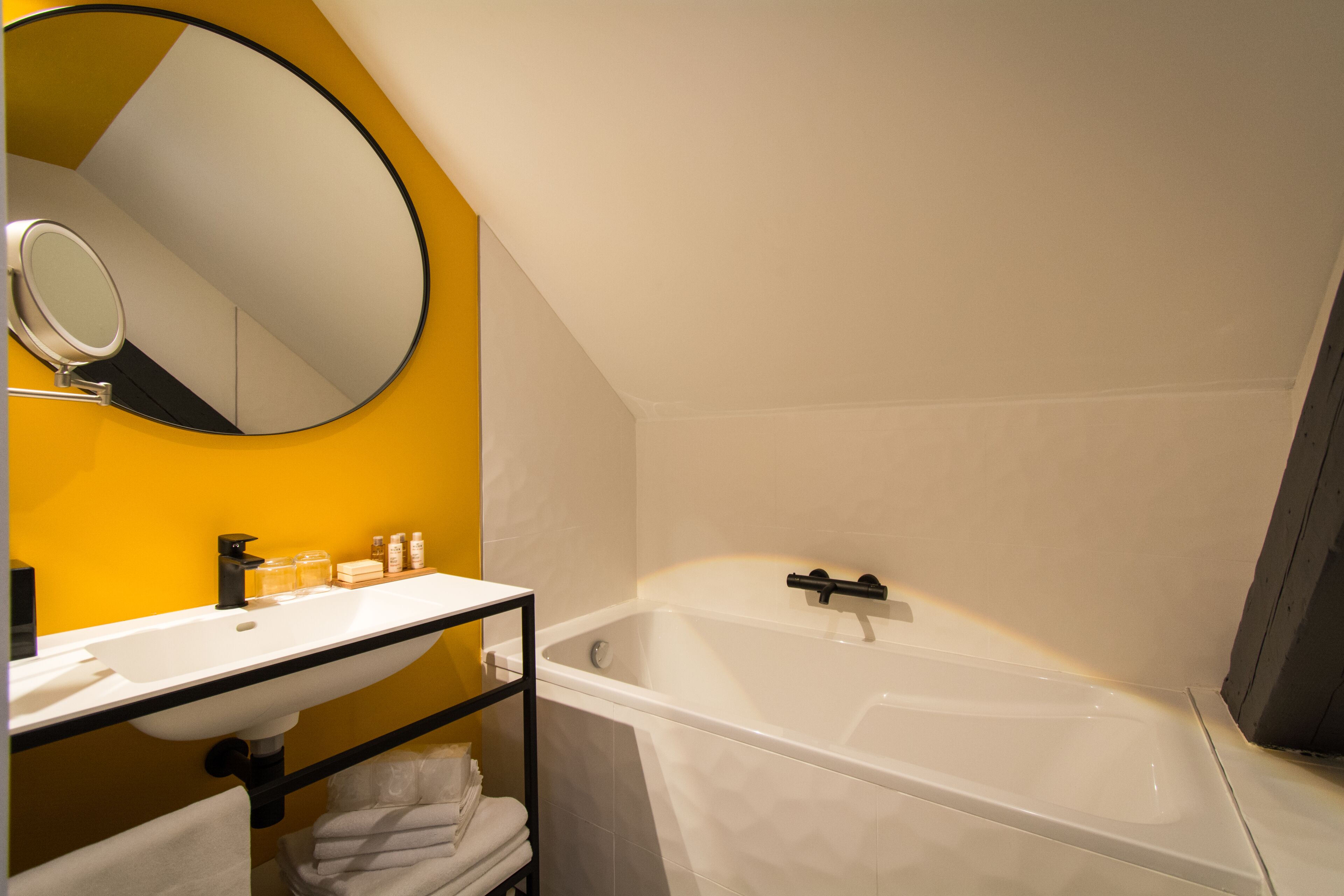 triple room | bathroom | shower, rainfall showerhead, hair dryer, bathrobes