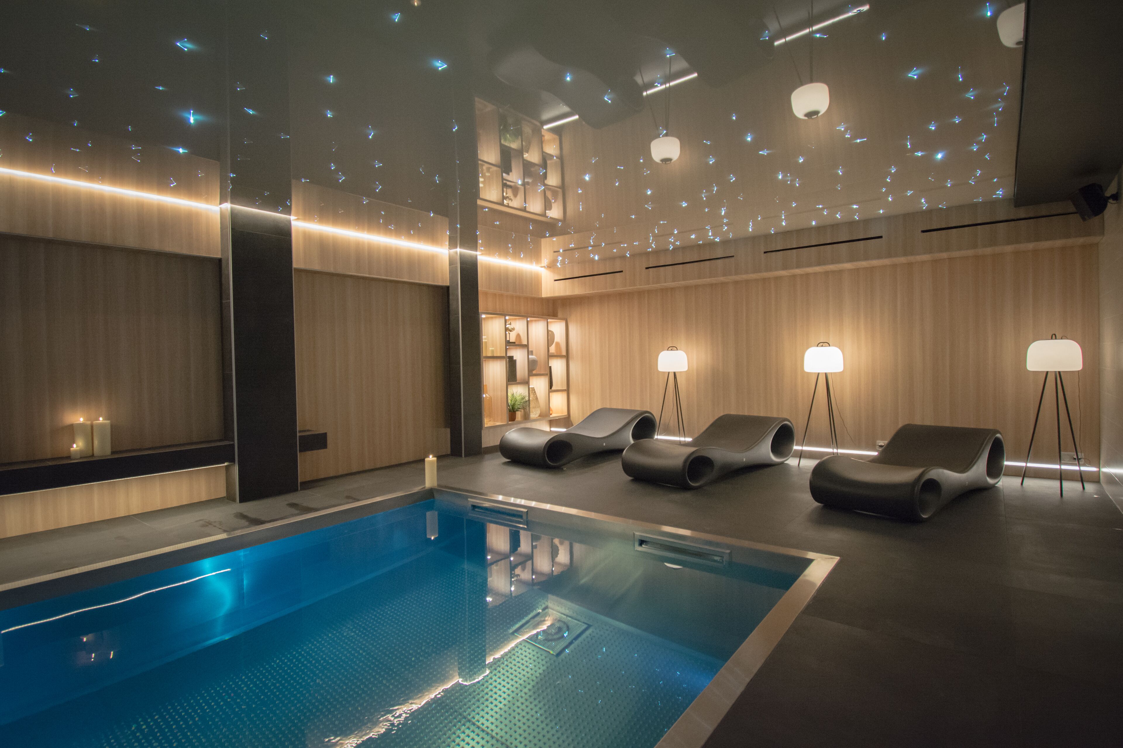 sauna, hot tub, steam room