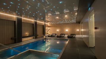 Sauna, hot tub, steam room