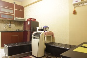 Living room - Stylish 1BR with Extra Room Gateway Ahmad Yani Cicadas Apartment (Bandung)