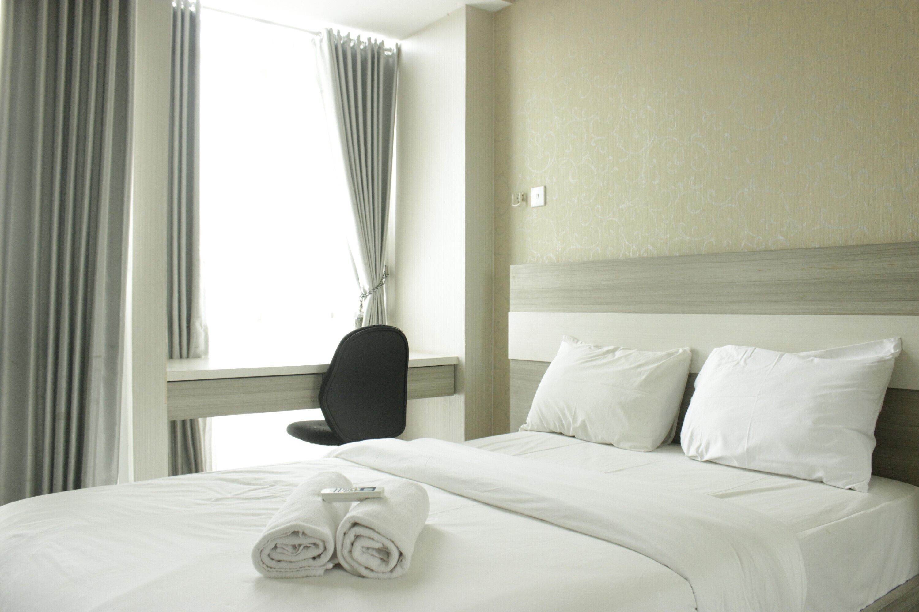 Apartment, Non Smoking, Kitchenette | 1 bedroom, iron/ironing board (on request), free WiFi, bed sheets