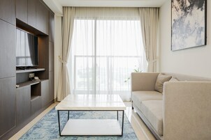 Apartment, Non Smoking, Kitchenette | Living room | TV