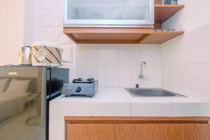 Apartment, Non Smoking, Kitchenette | Private kitchen