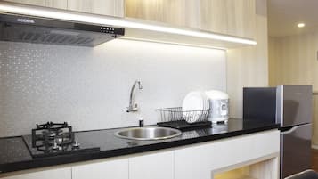 Apartamento, no fumadores, cocina básica | Cocina privada | Frigorífico y utensilios de cocina