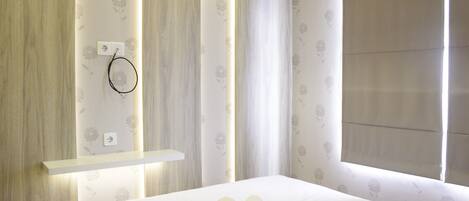 2 عدّة غرف نوم ومكواة/لوح كي وواي فاي مجانًا وملاءات أسرّة