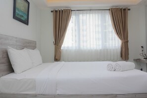 Appartement, niet-roken, kitchenette | 1 slaapkamer, een bureau, een strijkplank/strijkijzer, gratis wifi