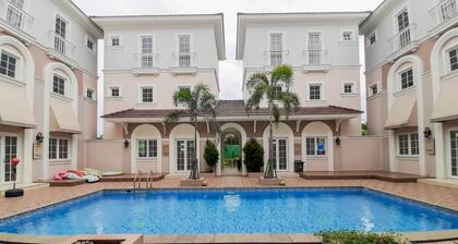 Best Deal Studio at Alesha Vanya Park Guest House (Sharing Bathroom)