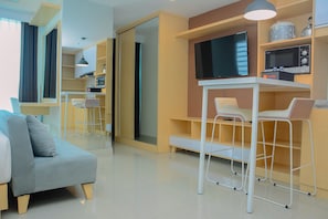 Appartement, non-fumeurs, coin cuisine | Salle de séjour | Télévision