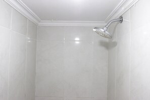 Căn hộ, không hút thuốc, b  ếp nhỏ | Phòng tắm | Buồng tắm vòi sen, đồ dùng nhà tắm miễn phí, khăn tắm 