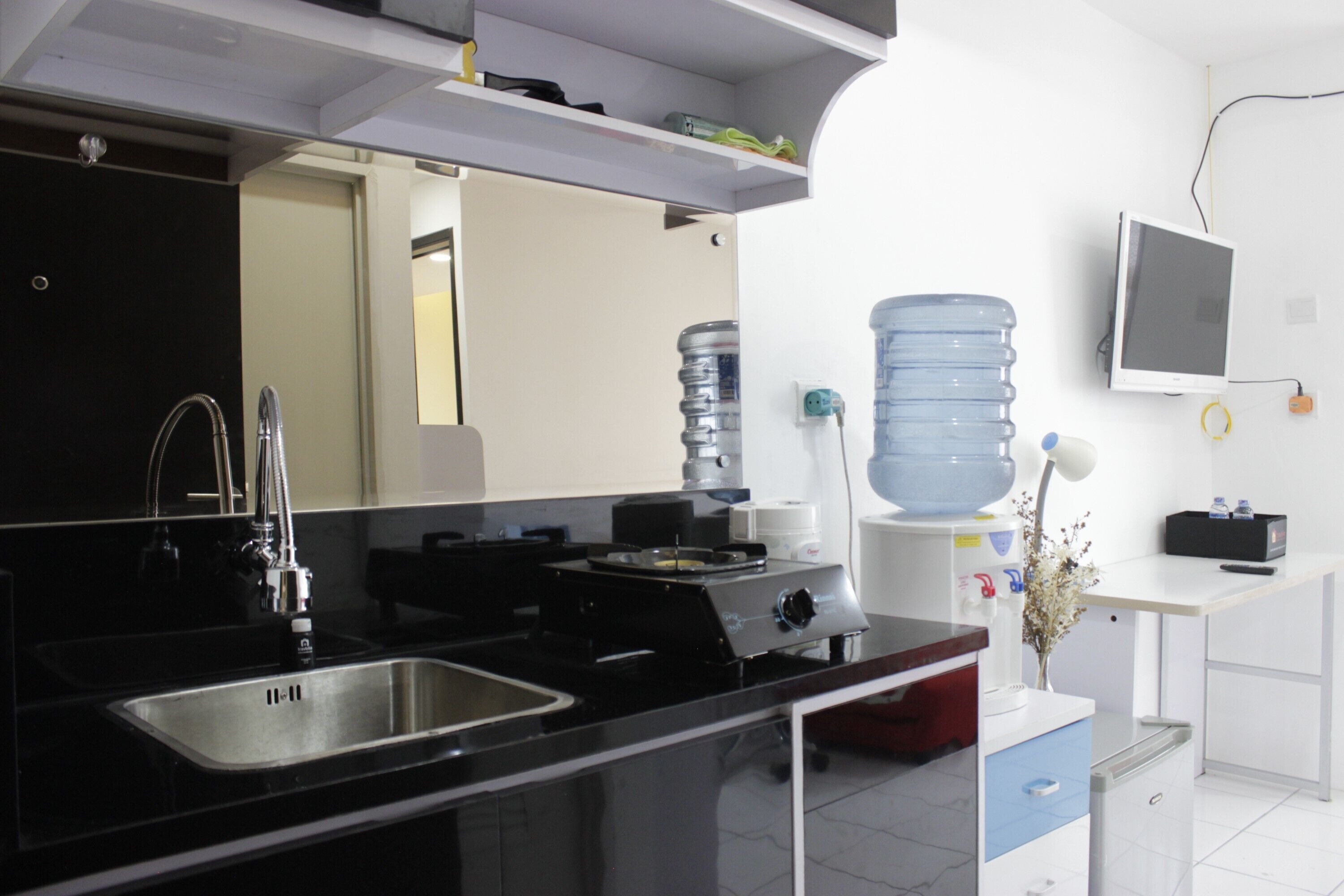 Apartment, Non Smoking, Kitchenette | 2 bedrooms, iron/ironing board, free WiFi, bed sheets