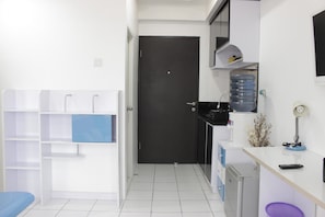 Apartment, Non Smoking, Kitchenette | Private kitchen